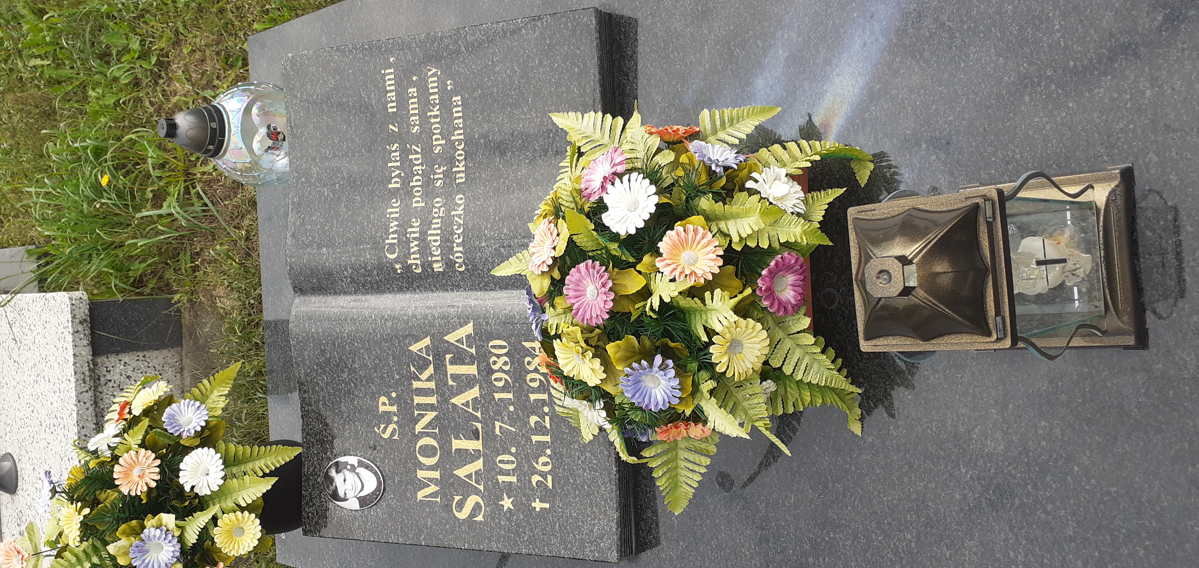 Monika Sałata 1980 Przeciszów - Grobonet - Wyszukiwarka osób pochowanych