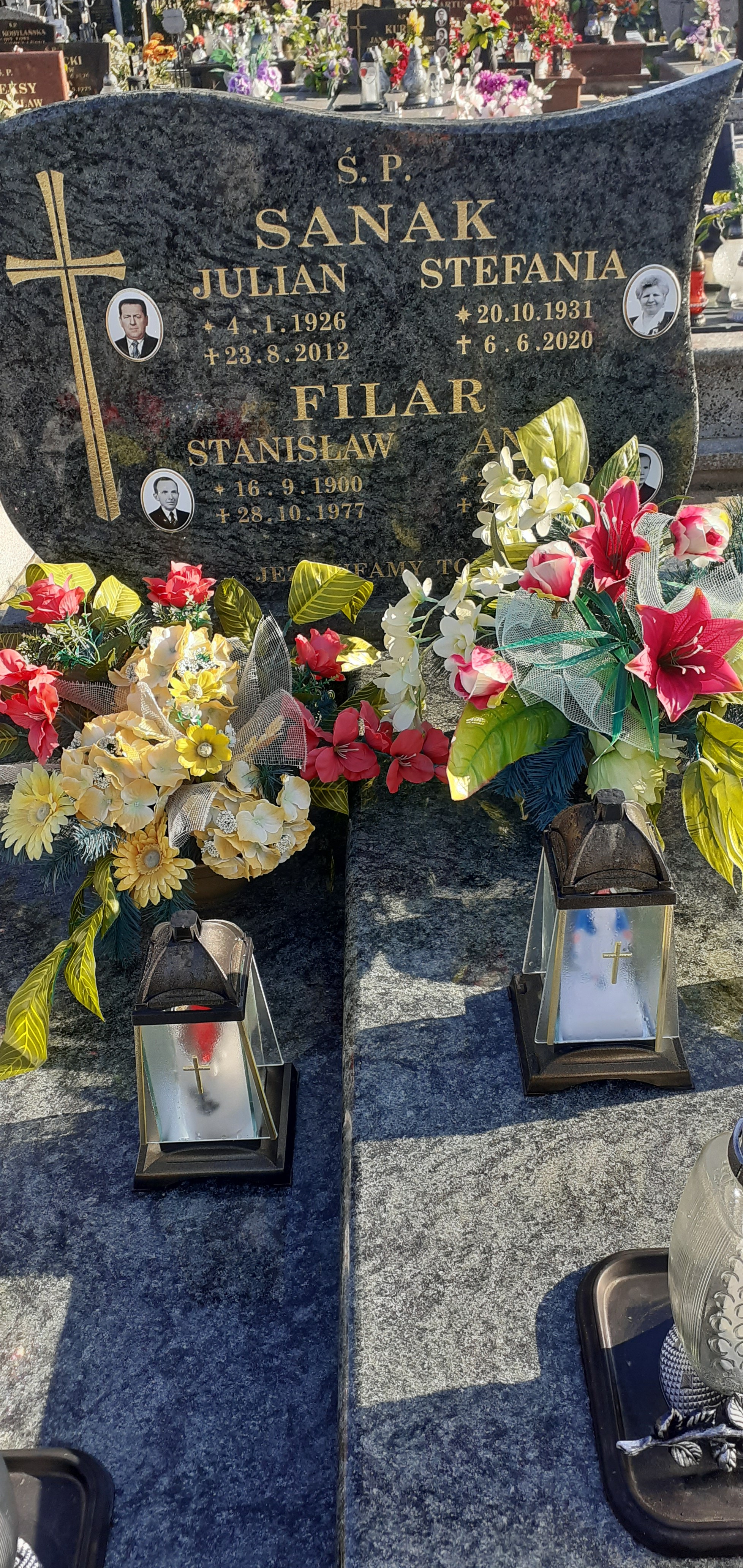 Grób Julian Sanak