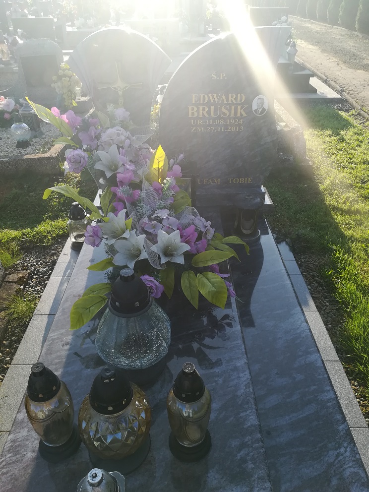 Grób Stanisława Brusik