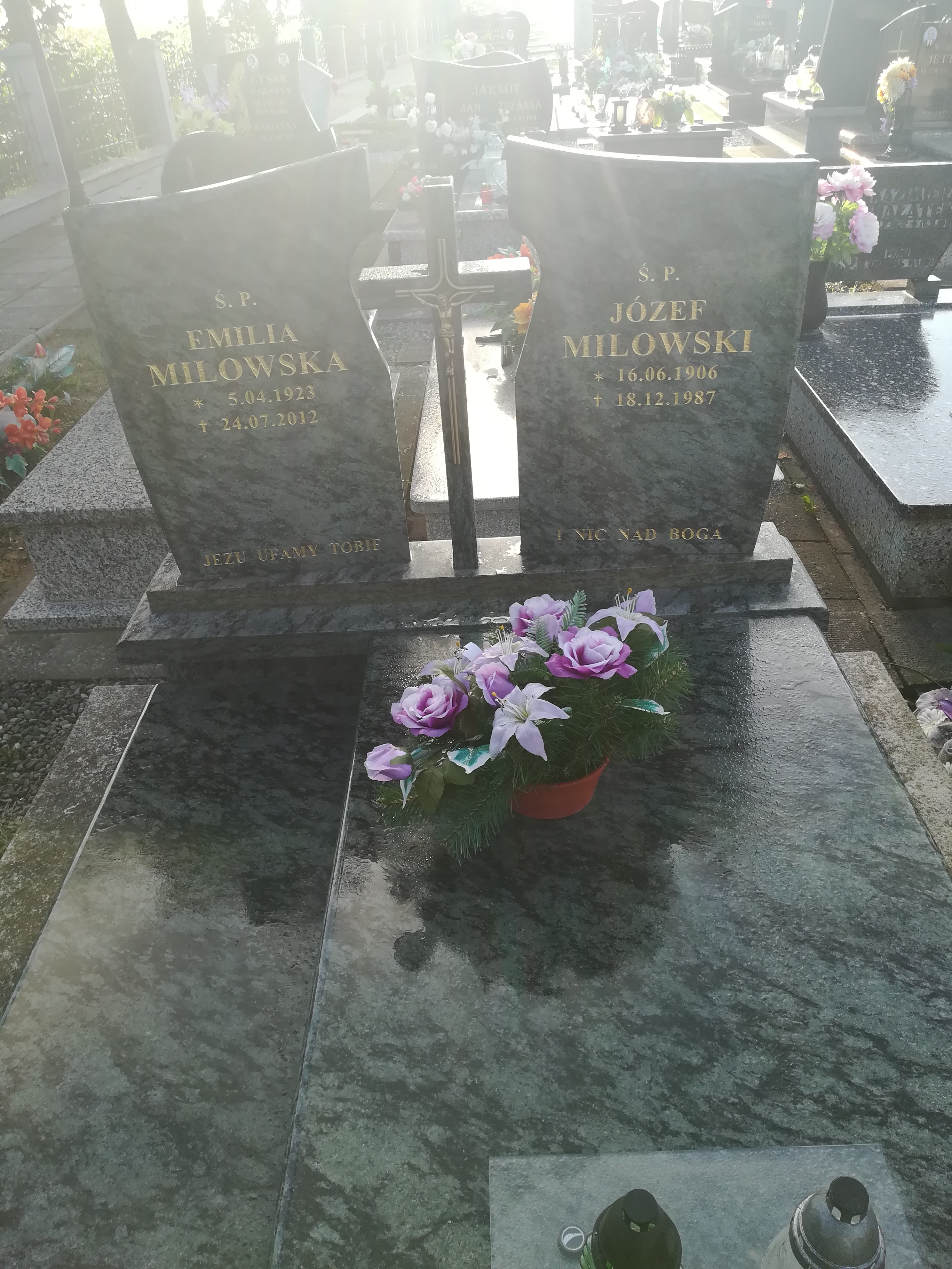 Grób Józef Milowski